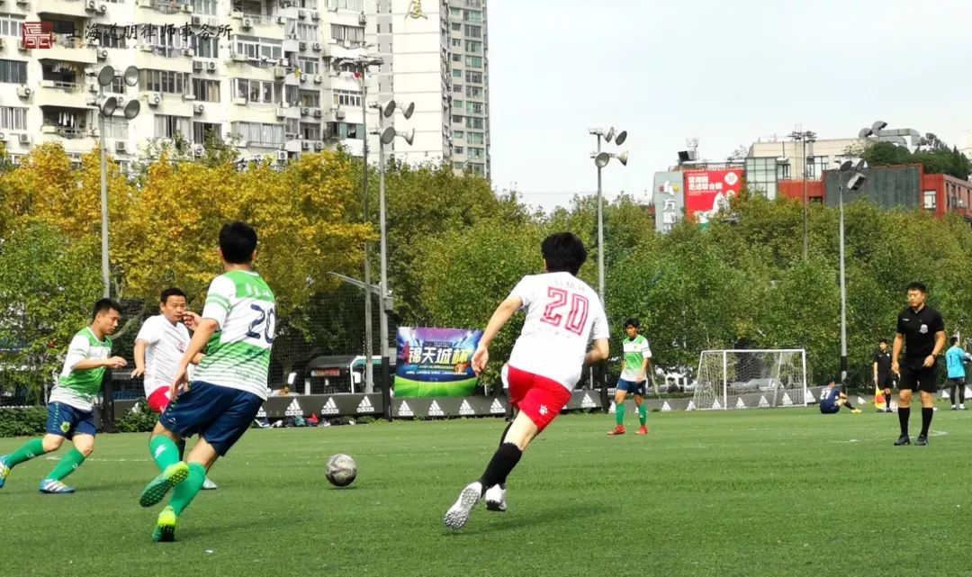 道听丨秋意正浓，用热情点燃初秋绿茵场(图4)