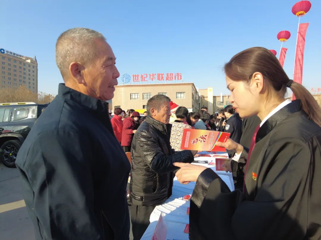 援疆笔记丨“宪”润民心，与法同行(图7)