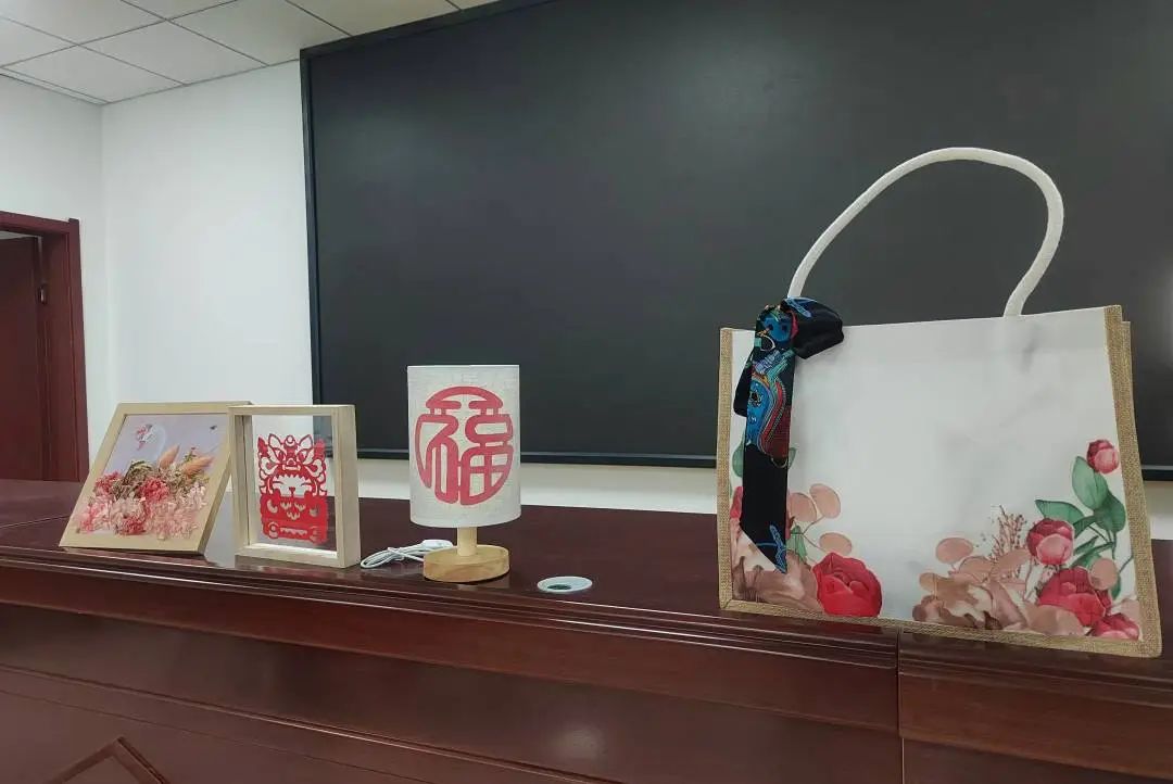 援疆笔记丨第7期：三月普法服务月——3·8护“她”权益，3·15共筑满意消费(图10)