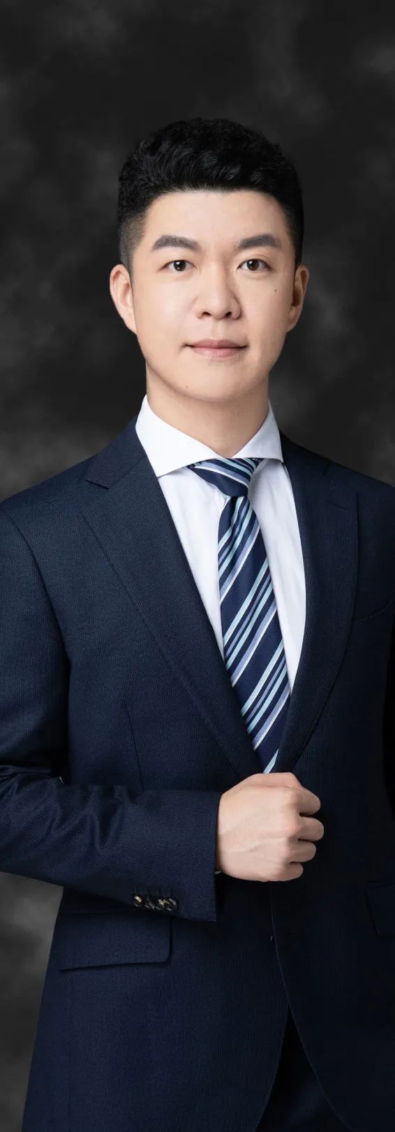 道听| 凝聚共识 擘画未来——道朋律所2025年合伙人年中会议圆满召开(图6)