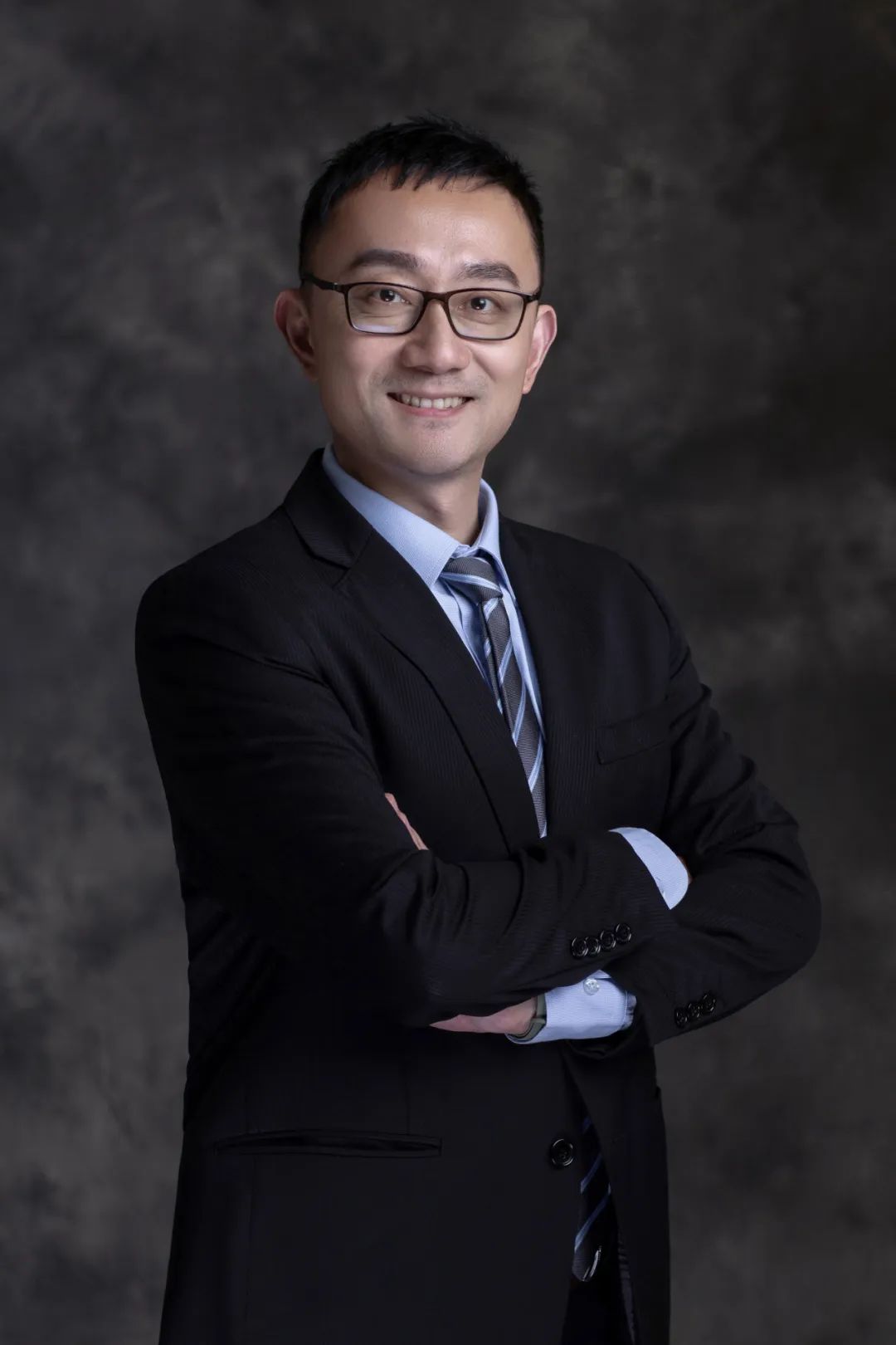 道听| 凝聚共识 擘画未来——道朋律所2025年合伙人年中会议圆满召开(图12)